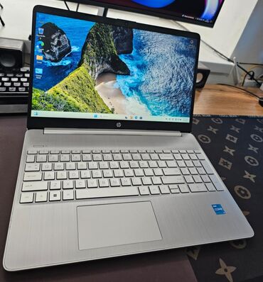 планшет lingbo: Ноутбук, HP, 16 ГБ ОЗУ, Intel Core i3, 15.6 ", Б/у, Для несложных задач, память SSD