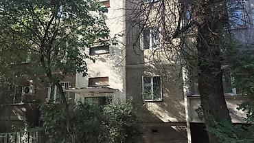 50: 2 комнаты, 43 м², Кудайберген авторынок 105 серия, 3 этаж — 4
