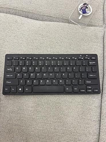 Kompakt simsiz klaviatura - Layihə: Tenkeyless (nömrə blokusuz)