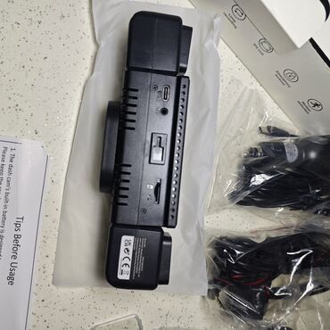 GPS naviqatorlar: Avtomobil DVR (dash cam) – 4 kameralı, ekranlı model Xüsusiyyətlər: -