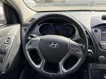 mazda 2: Hyundai ix35: 2 l | 2014 il Krossover — 6