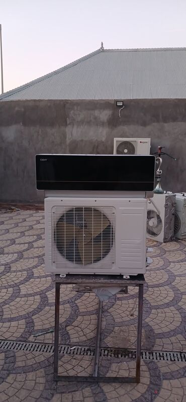 kondısaner: Kondisioner AC Electric, İşlənmiş, 50-60 kv. m, Daxili blok, Kredit yoxdur, Pulsuz quraşdırılma