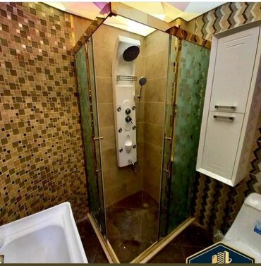 Duş kabinaları, arakəsmələr: Yeni Üstü açıq kabina, Künc üçün, Ödənişli çatdırılma — 9