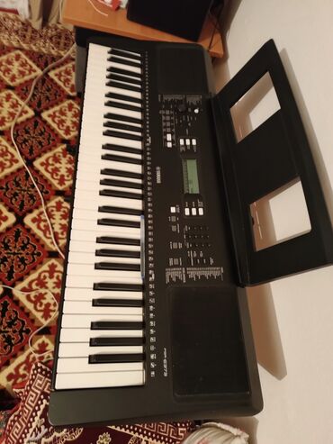 бу кампютер: Yamaha PSR -E373 со стойкой сустейн