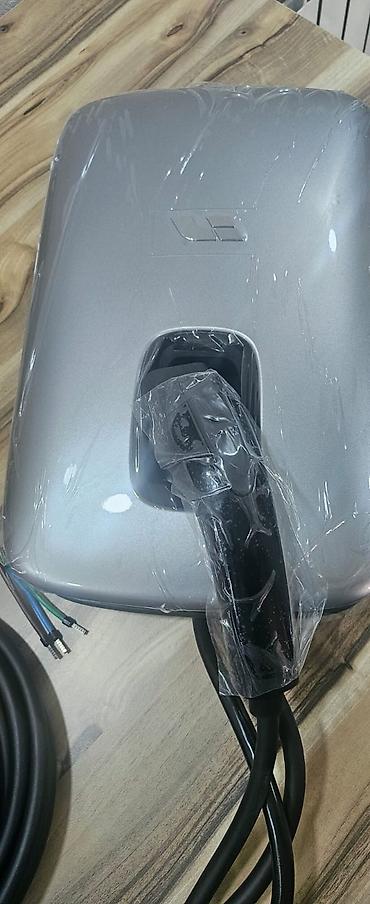 duracell batareya: Li 9 divar tipi EV şarj qurğusu tezedir zavod masinin ustunde gelib — 2