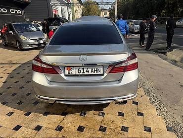lexus es 2018: Honda Accord: 2017 г., 2.4 л, Автомат, Бензин, Седан — 5