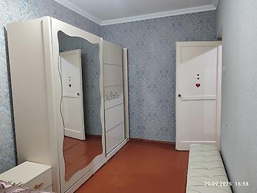 bineqedide kiraye evler ucuz: Mingəçevir şəhərinin mərkəzində, Heydər parkının ətrafı Qaz idarəsinin — 6