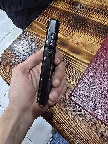 750 ti: Vertu Ti, rəng - Qara, Düyməli — 5