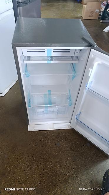 Холодильники: Холодильник Avest, Новый, Однокамерный, De frost (капельный), 47 * 85 * 47 — 4