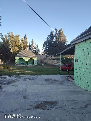 ev alqi satqisi ipoteka ile: Həyətyanı sahəsi geniş olan fərdi yaşayış evi. Şəkillərdən göründüyü — 2