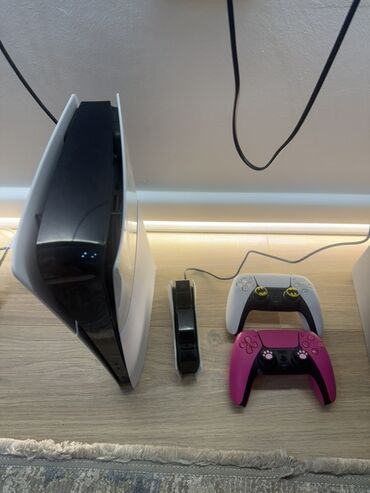 выкуп микроволновок: Игровая консоль Sony PlayStation 5 с дисководом. В комплекте: -