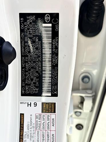 model y: Toyota Prius: 2018 г., 1.8 л, Автомат, Гибрид, Лифтбек — 9