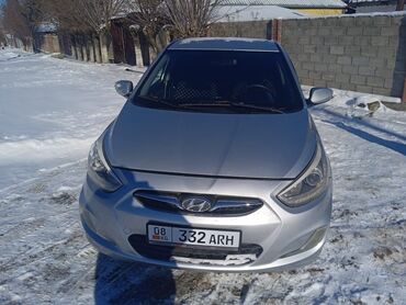 Hyundai: Hyundai Solaris: 2013 г., 1.6 л, Механика, Бензин, Седан