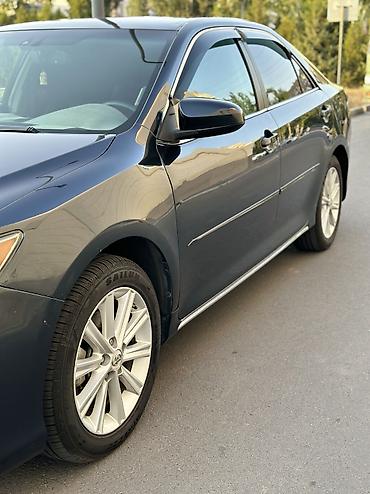 corolla 2004: Toyota Camry: 2013 г., 2.5 л, Вариатор, Гибрид, Седан — 5
