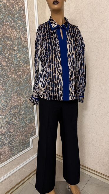 Kokteyl donlar: Zərif ziyafət geyimləri kolleksiyası - Model 1: Tünd bənövşəyi, tam — 25