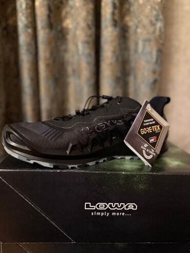 красофкалар мужской: Unisex Lowa Merger GTX LO kros idman ayaqqabıları tünd boz rəngdədir