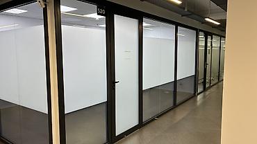 квартира офис аренда: Сдаю The entire office: 23 м², В бизнес центре, С ремонтом, 1 линия, С отдельным входом — 5