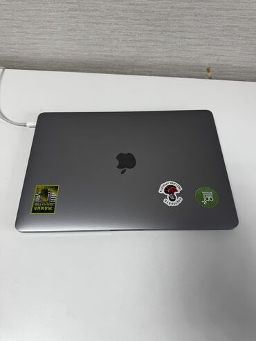 lenovo ibm ip s145 15ikb: Ноутбук, Apple, 8 ГБ ОЗУ, Intel Core i5, 13.3 ", Б/у, Для несложных задач, память SSD