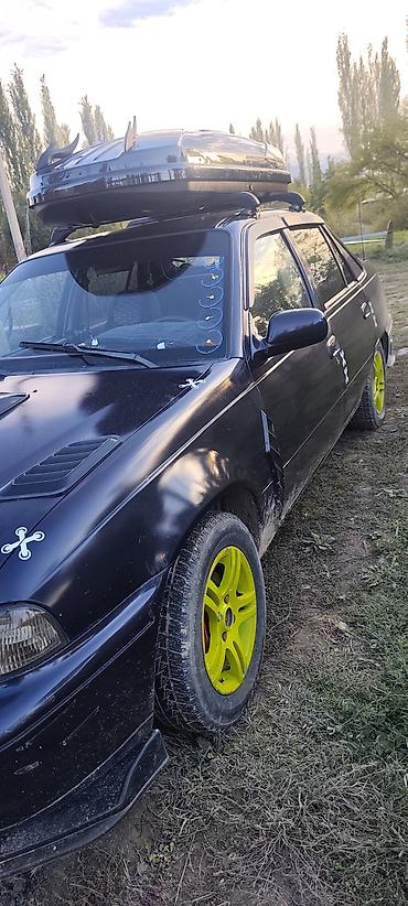 Daewoo Nexia: 1994 г., 1.5 л, Механика, Бензин, Седан