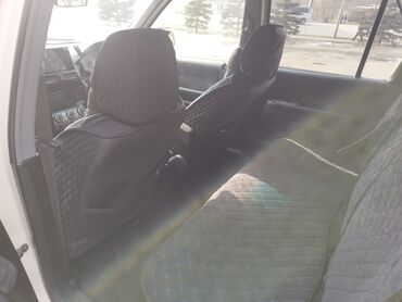 Honda: Honda CR-V: 2003 г., 2 л, Автомат, Бензин at lalafo.kg — 17 Honda: Honda CR-V: 2003 г., 2 л, Автомат, Бензин — 17