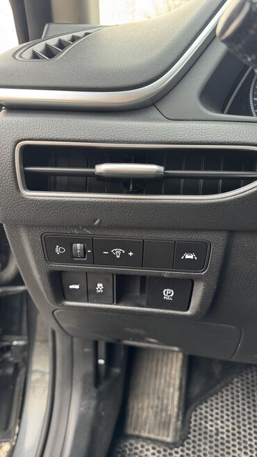 Hyundai: Hyundai Sonata: 2019 г., 2 л, Автомат, Газ, Седан — 6