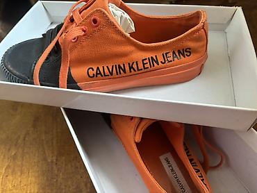 Женская обувь: Calvin Klein Jeans krossovkaları - Model: NANIA (RN 777) - Rəng — 1