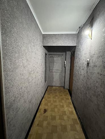 Продажа квартир: 1 комната, 32 м², 4 мкр Элитка, 2 этаж, Косметический ремонт — 5