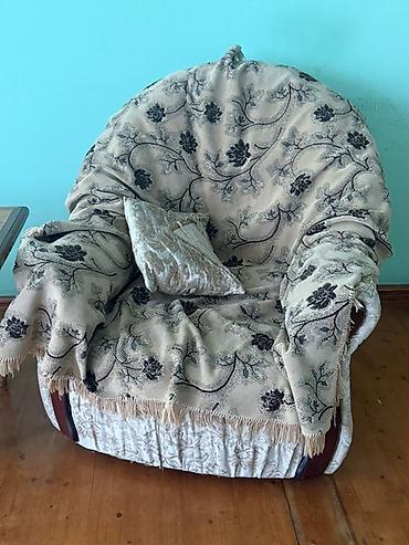 salon divanları: Klassik üslubda yumşaq mebel dəsti - Tərkib: 1 ədəd iki‑üç nəfərlik — 3