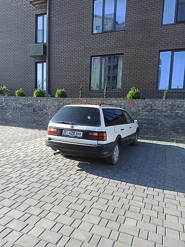 Volkswagen: Volkswagen Passat Variant: 1993 г., 2 л, Механика, Универсал — 4