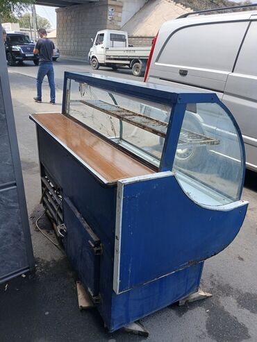 Soyuducular: İşlənmiş 3 qapılı Electrolux Soyuducu Satılır, rəng - Mavi, Dolab içi