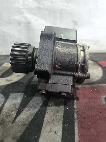 plinski amortizeri: PUMPA VISOKOG PRITISKA 1.6TDI ZA VOLKSWAGEN GOLF 5 OD 2008. DO 2012 — 1