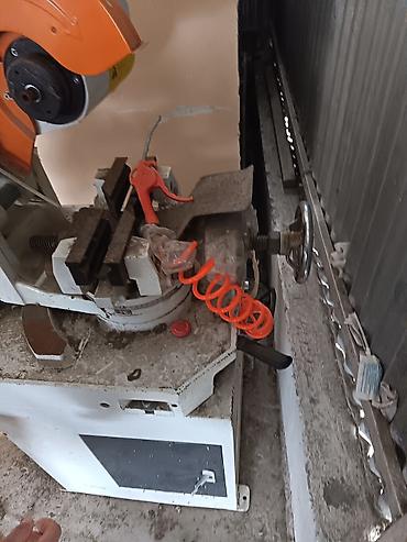 baklar və cənlər: Metall kəsmə üçün sənaye tipli diskli mişar (soyuq mişar) Yenidir — 4