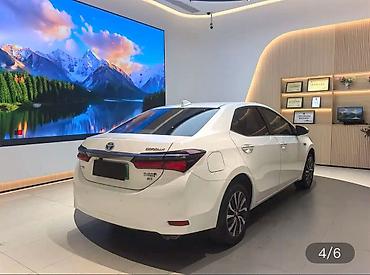 Toyota: Toyota Corolla: 2020 г., 1.8 л, Вариатор, Гибрид, Седан — 6