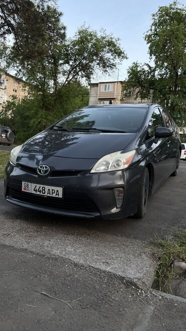 скани: Toyota Prius: 2012 г., 1.8 л, Гибрид