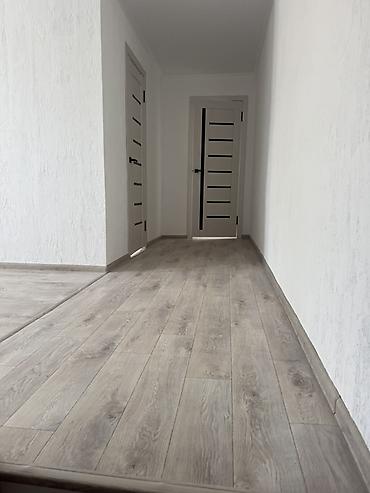 Продажа коттеджей и домов: Продаётся двухэтажный частный дом с большим закрытым двором. Основные — 10