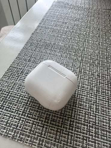 ipod shuffle 4 купить: Беспроводные наушники-вкладыши, Apple, AirPods 4, Б/у — 1