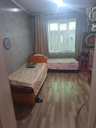 Продажа коттеджей и домов: Продаётся дом с.Нижний Ала-Арча 56 м.кв 4комн.1кухня санузел в доме — 25