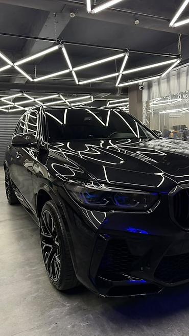 руль audi: BMW X5 M: 2022 г., 4.4 л, Автомат, Бензин, Кроссовер — 4