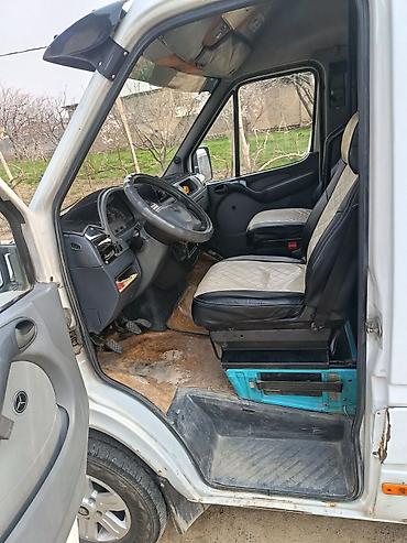 Легкий грузовой транспорт: Легкий грузовик, Mercedes-Benz, Б/у — 6