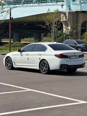 BMW 5 series: 2020 г., Гибрид, Седан