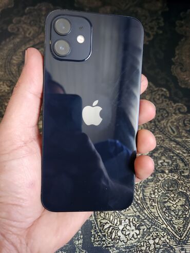 Redmi: IPhone 12, Qara, Face ID