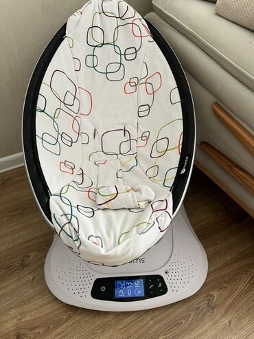 4moms markasına məxsus bu ana qucağı, körpəniz üçün rahat və