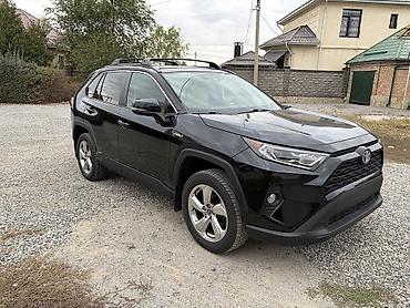 4runner 2017: Toyota RAV4: 2021 г., 2.5 л, Автомат, Гибрид, Кроссовер — 4