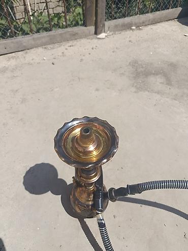 sirqa sekilleri: Mis və tünd rəngli metal işləmələrlə hazırlanmış klassik qəlyan — 7