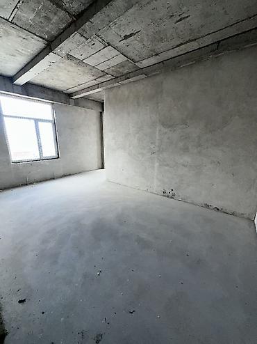23: 1 комната, 42 м², ул. Ахунбаева / Чапаева Индивидуалка, 3 этаж, ПСО (под самоотделку) — 6