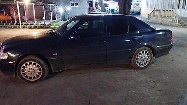 Mercedes-Benz: Mercedes-Benz C240 sedan - Kuzov: W202 sedan, qara rəng - Mühərrik — 12