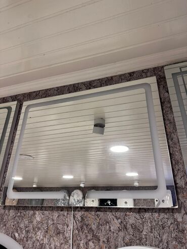 Güzgülər: Güzgü Divar üçün, Dekorativ, Arxa işıqlı — 19