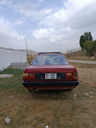 купить машину до 10000 долларов: Audi 100: 1986 г., 2.2 л, Механика, Бензин, Седан