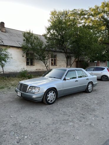 е 320: Mercedes-Benz E 320: 1994 г., 3.2 л, Автомат, Бензин, Седан