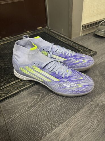 волейбольные мячи в бишкеке: Футбольные бутсы/сороконожки F50 Очень удобные и качественные